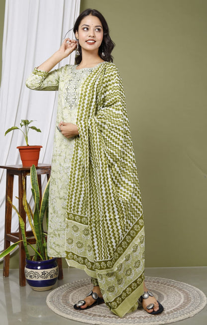 Green Pure Cotton Kurta Pant & Dupatta Set