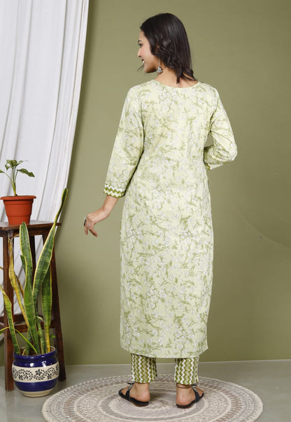 Green Pure Cotton Kurta Pant & Dupatta Set